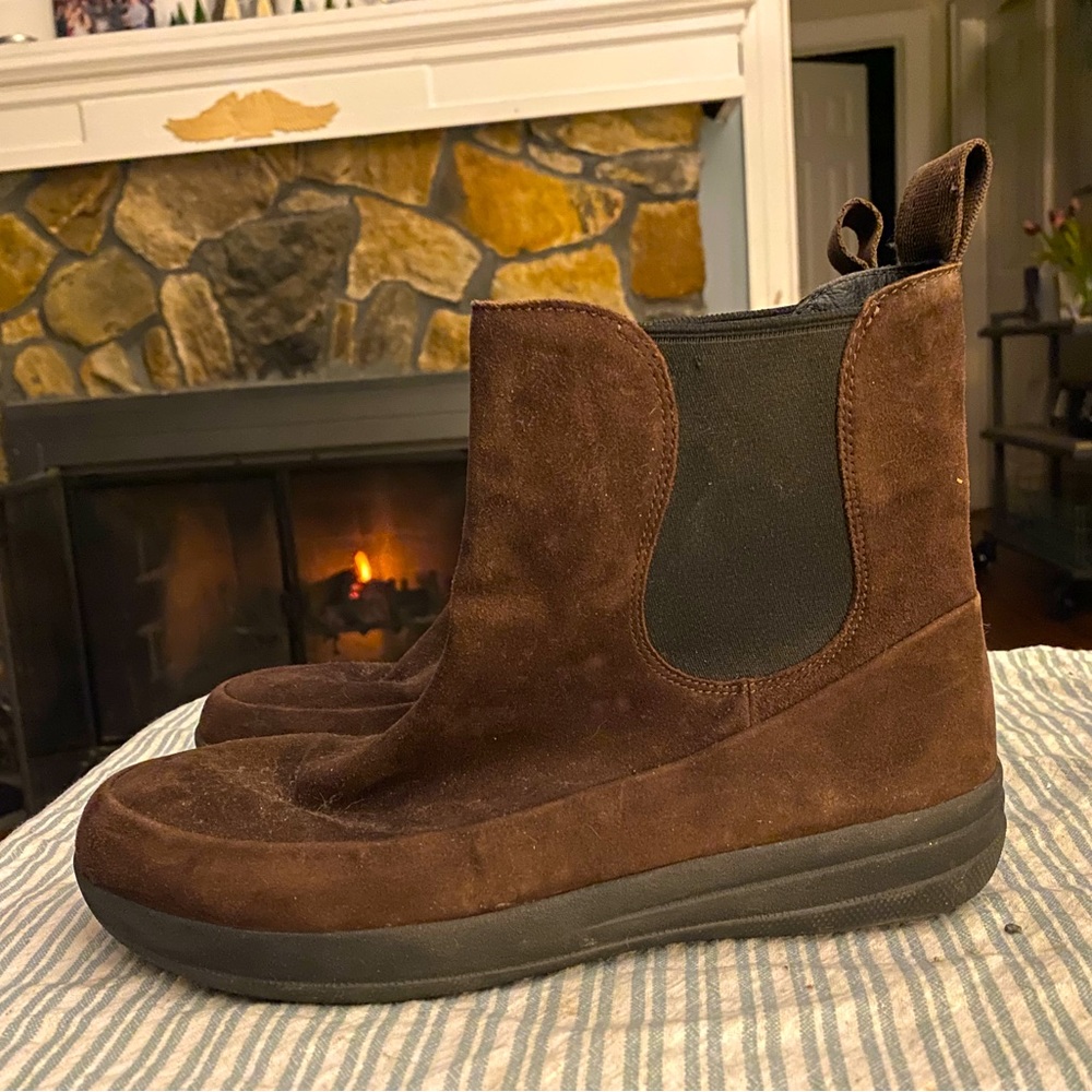 Fitfop suede boots new